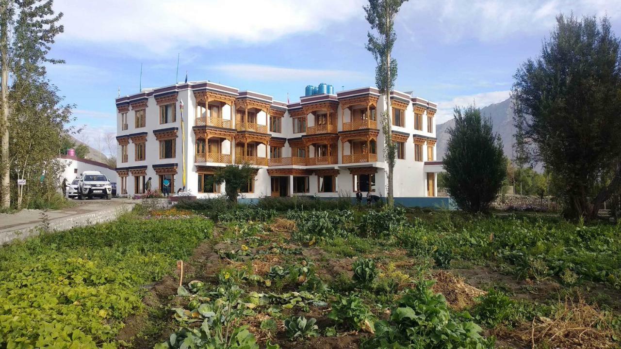 Готель Hunder Residency Лех Екстер'єр фото