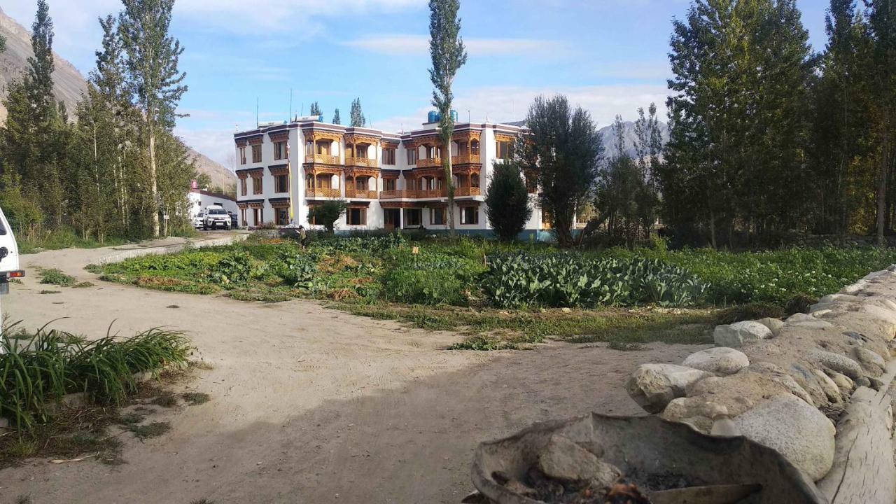 Готель Hunder Residency Лех Екстер'єр фото